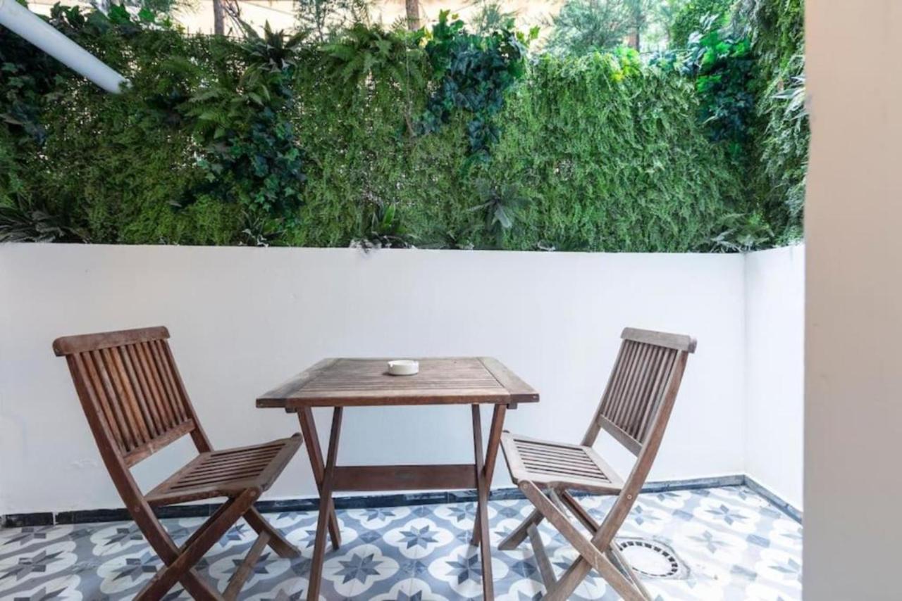 Historical 4-Br Home Steps From Besiktas Stadium & Bosphorus Views - Prime Nisantasi Location! Isztambul Kültér fotó